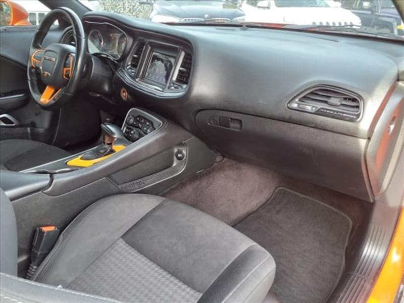 Dodge Challenger 2019 price $16,995