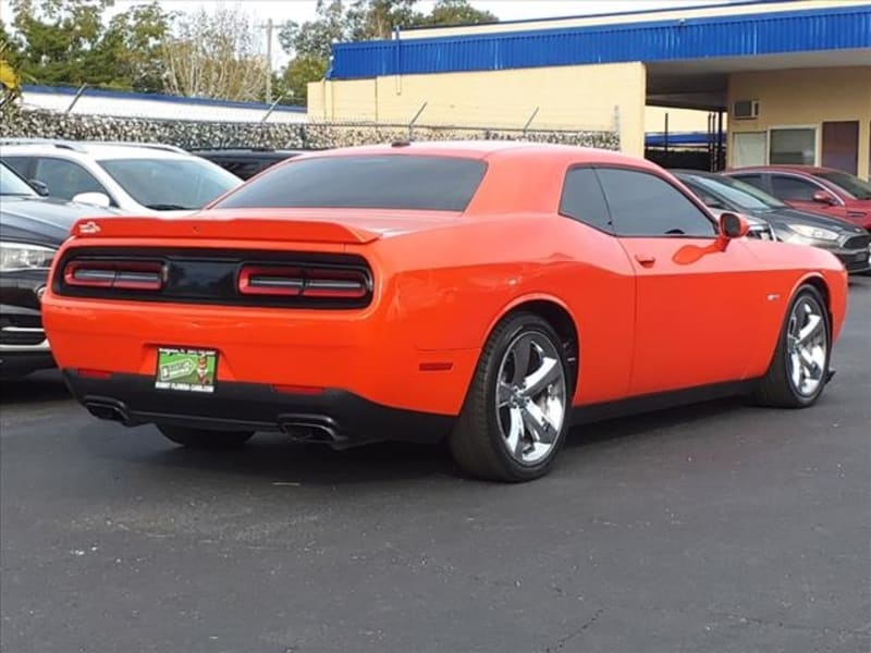 Dodge Challenger 2019 price $16,500