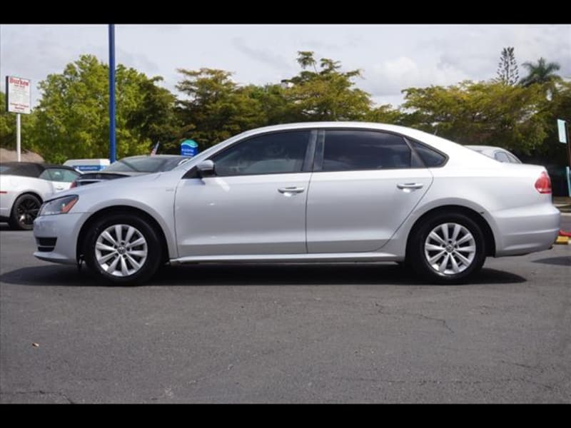 Volkswagen Passat 2014 price $10,900