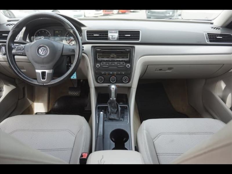 Volkswagen Passat 2014 price $8,995