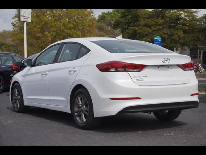 Hyundai ELANTRA 2017 price $12,995