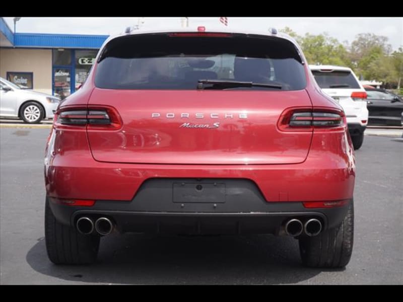 Porsche Macan 2015 price $25,995