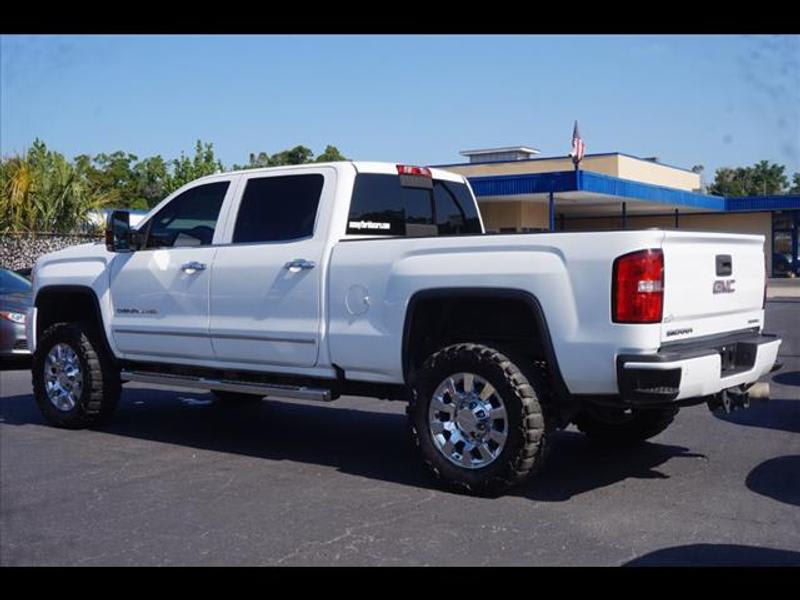 GMC Sierra 2500HD 2018 price $41,995