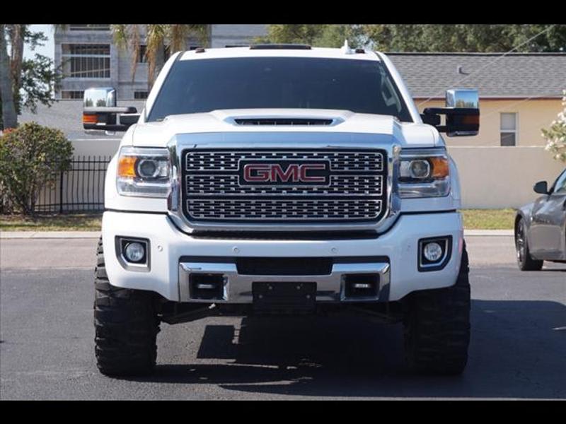 GMC Sierra 2500HD 2018 price $41,995