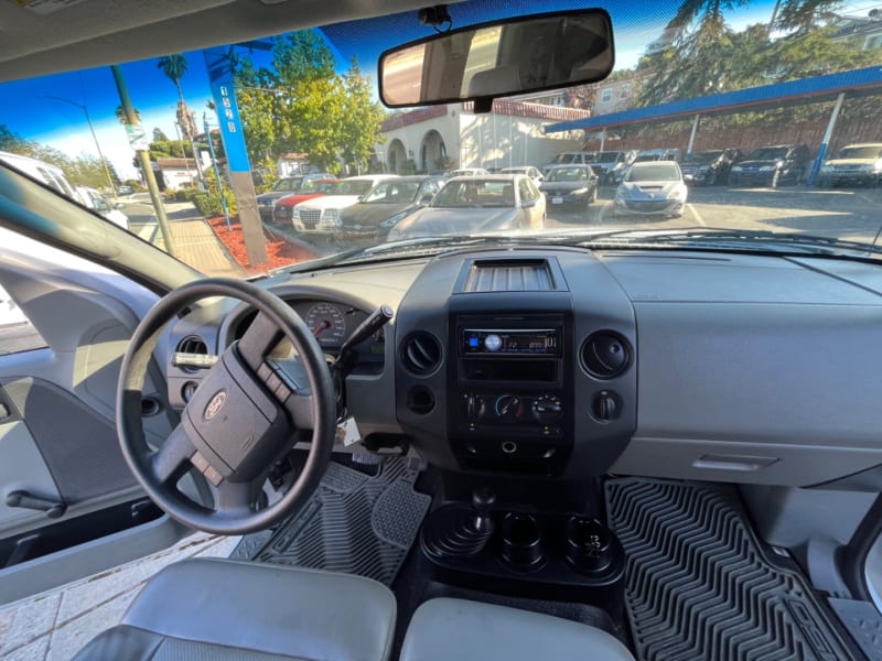 Ford F-150 2006 price $8,450