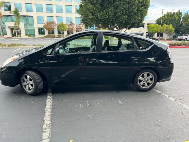 Toyota Prius 2005 price $6,250