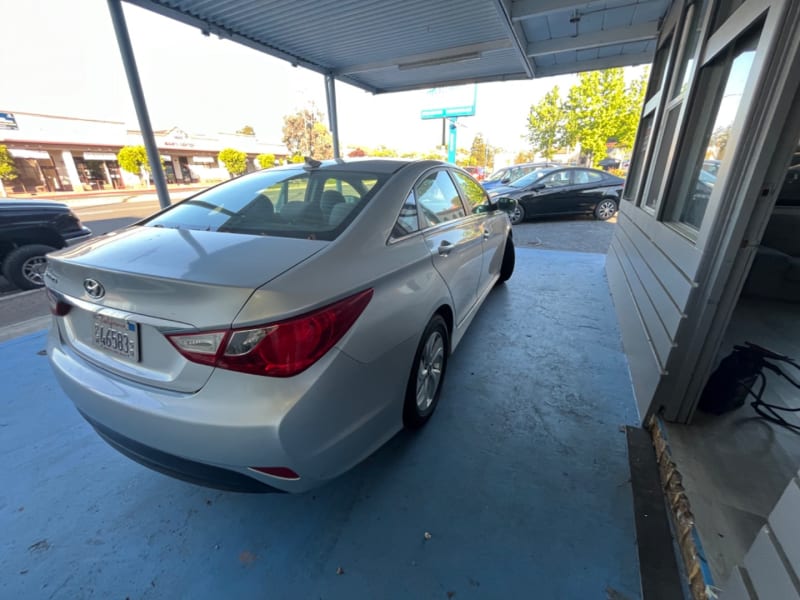 Hyundai Sonata 2014 price $7,650