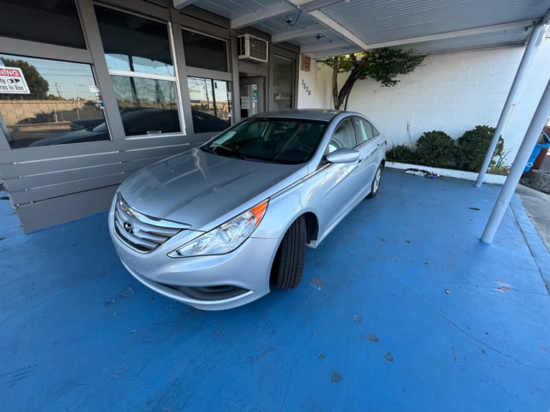 Hyundai Sonata 2014 price $7,650