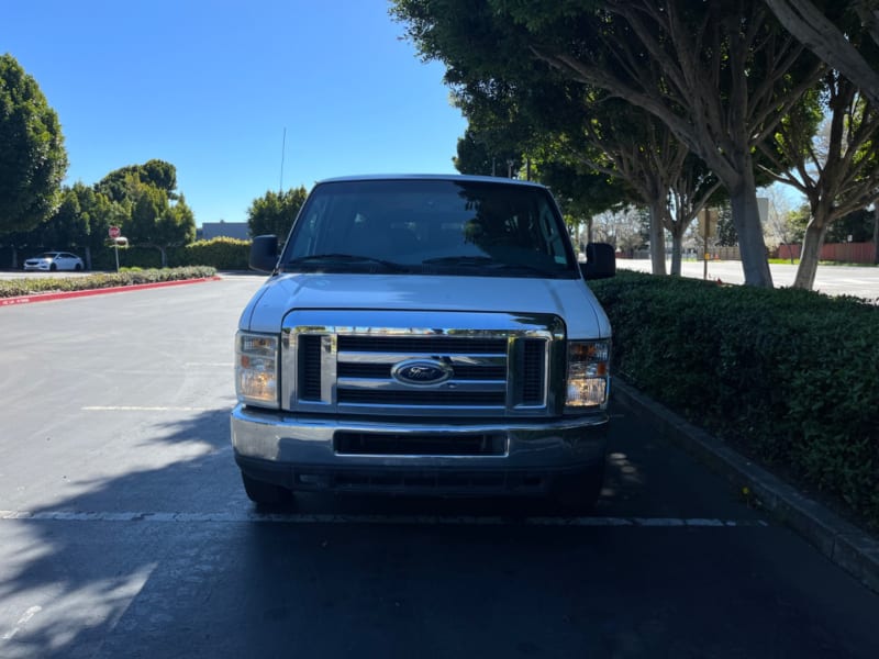 Ford Econoline Wagon 2008 price $10,950