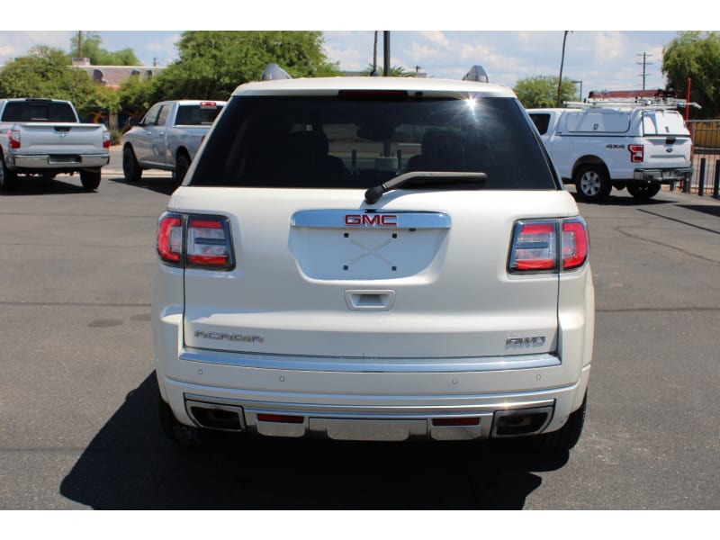 GMC Acadia 2015 price $16,900