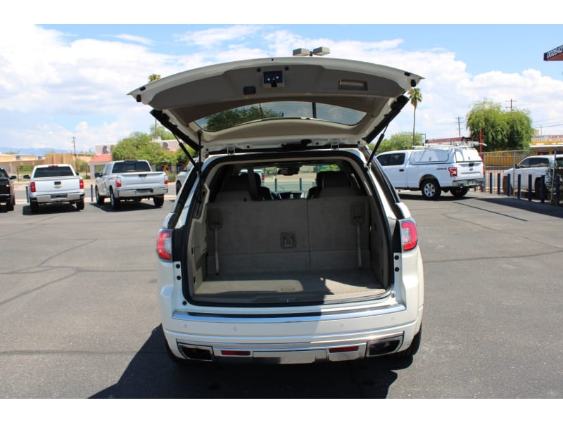 GMC Acadia 2015 price $16,900