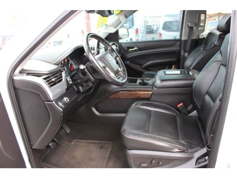 Chevrolet Suburban 2015 price $20,900
