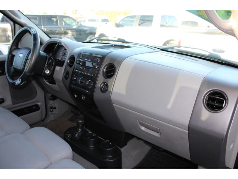 Ford F-150 2004 price $10,900