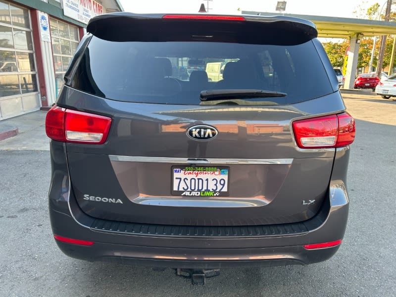 Kia Sedona 2016 price $13,777