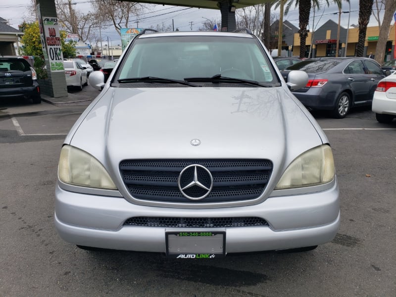 Mercedes-Benz M-Class 2000 price $5,499