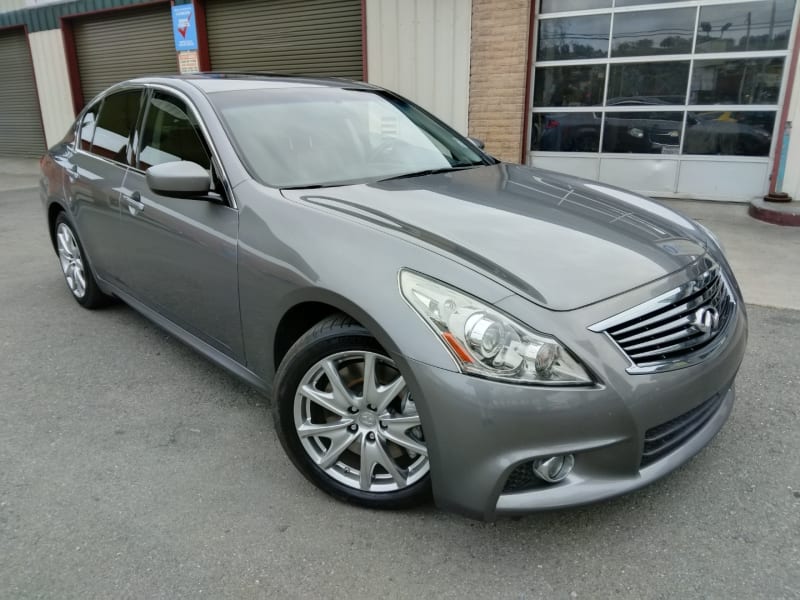 Infiniti G37 Sedan 2011 price $14,995