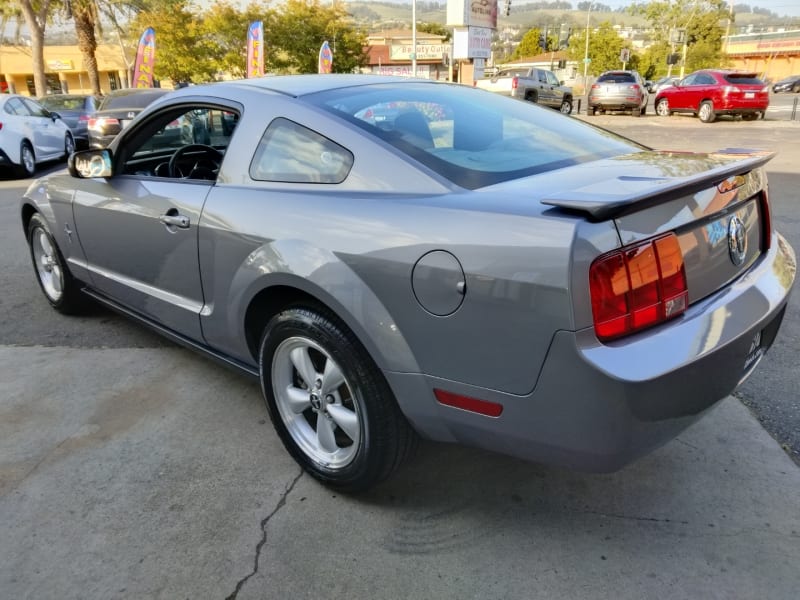 Ford Mustang 2007 price $10,399