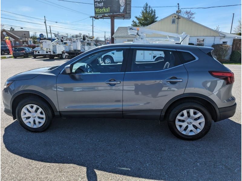 Nissan Rogue Sport 2019 price $14,990