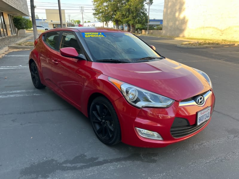 Hyundai Veloster 2017 price $9,995