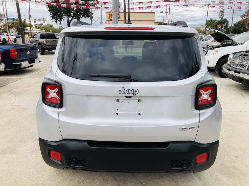 Jeep Renegade 2015 price $17,995