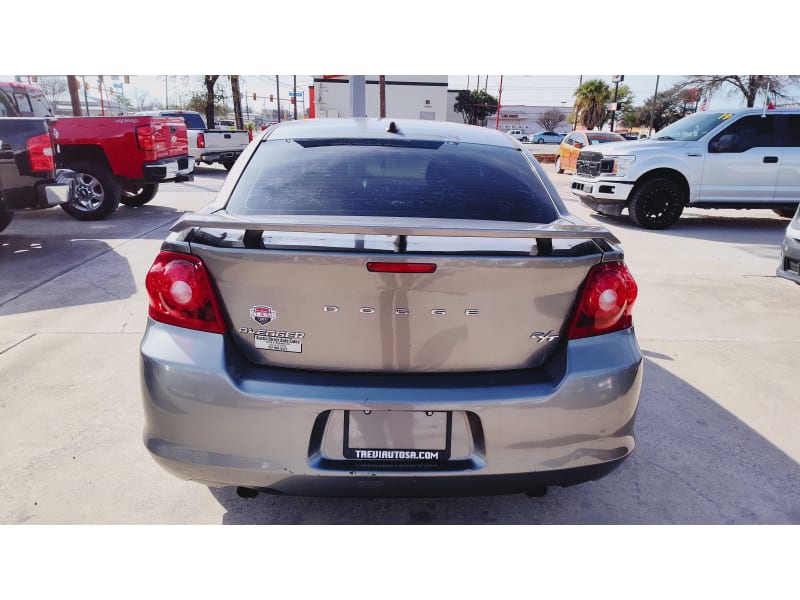 Dodge Avenger 2013 price $9,995