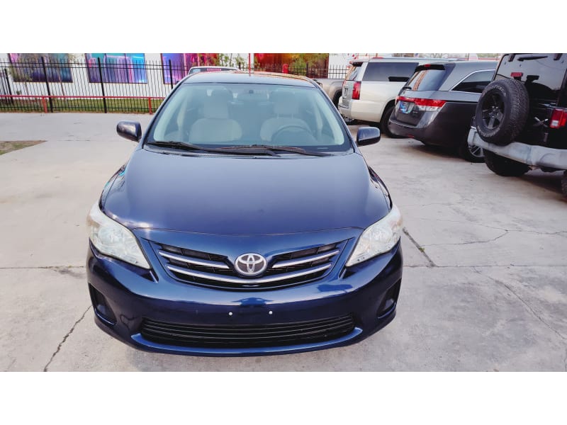 Toyota Corolla 2013 price $11,995