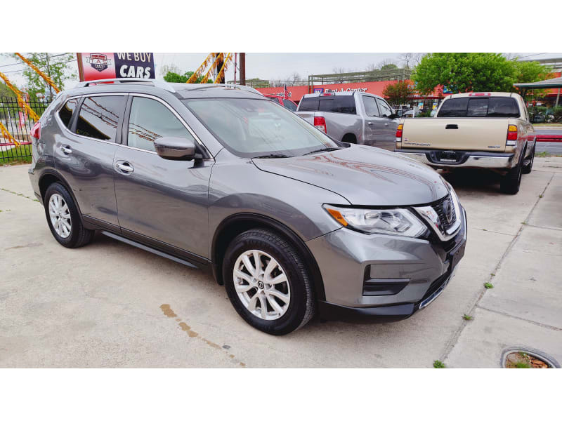 Nissan Rogue 2020 price $17,995