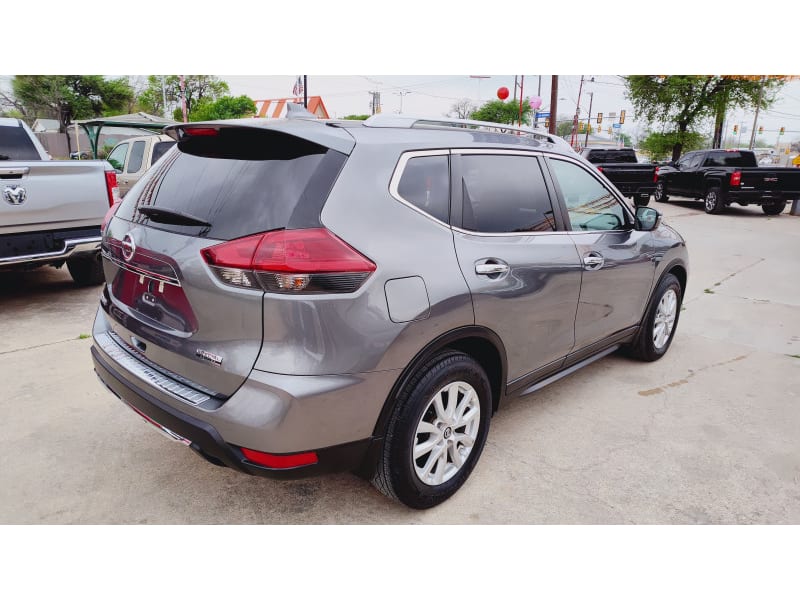 Nissan Rogue 2020 price $16,500