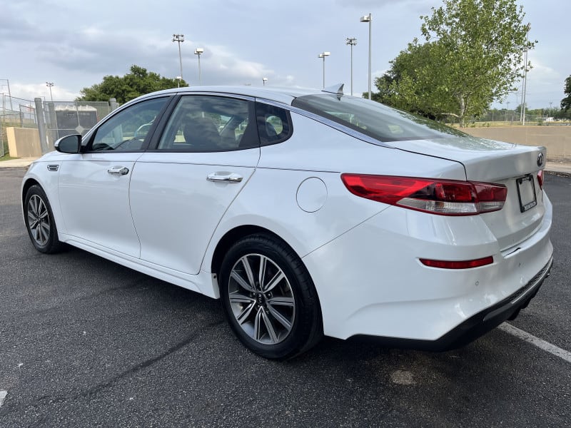 Kia Optima 2019 price $15,995