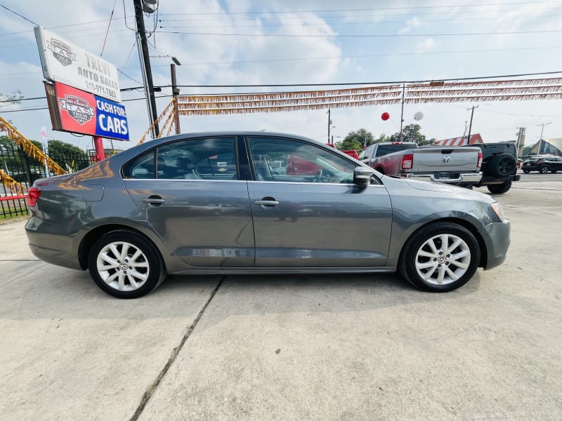 Volkswagen Jetta Sedan 2013 price $9,995