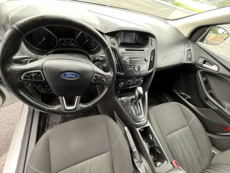 Ford Focus 2016 price $9,995