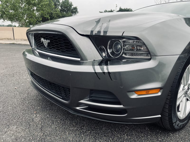 Ford Mustang 2013 price $9,995