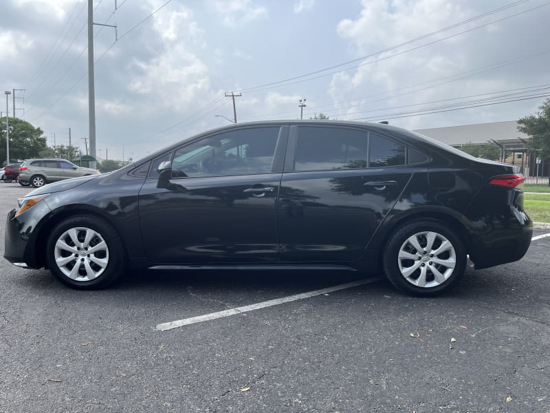 Toyota Corolla 2021 price $19,995