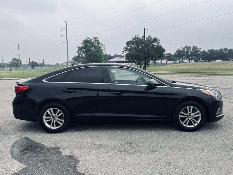 Hyundai Sonata 2017 price $11,995