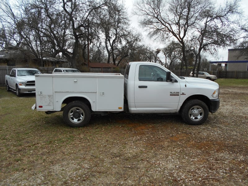 RAM 2500 2015 price $18,000 Cash