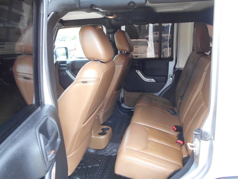 Jeep Wrangler Unlimited 2014 price $23,950