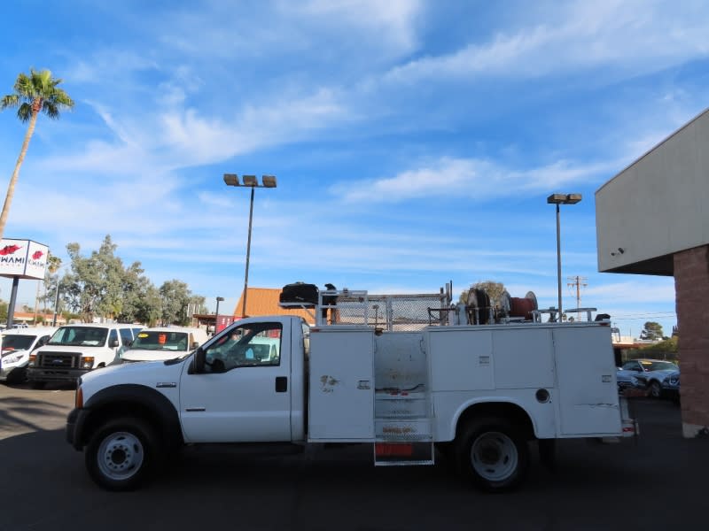 Ford Super Duty F-550 DRW 2007 price $16,995