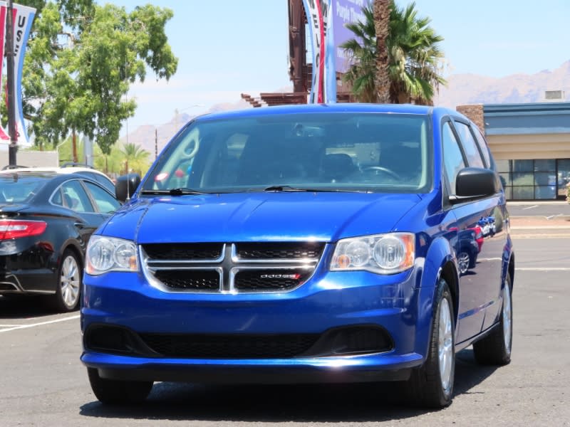 Dodge Grand Caravan 2018 price $15,995