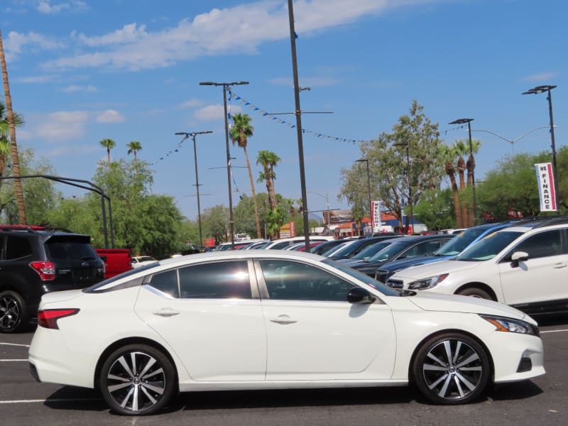 Nissan Altima 2020 price $17,995