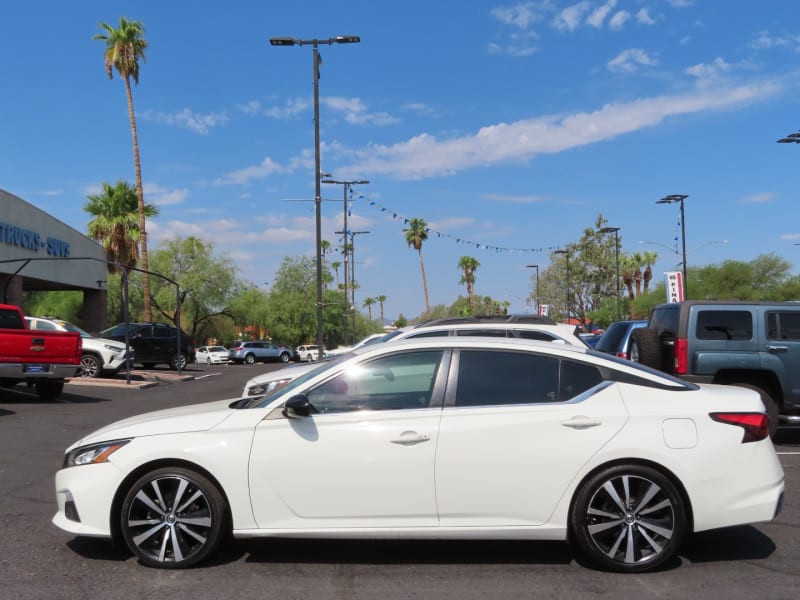 Nissan Altima 2020 price $17,995