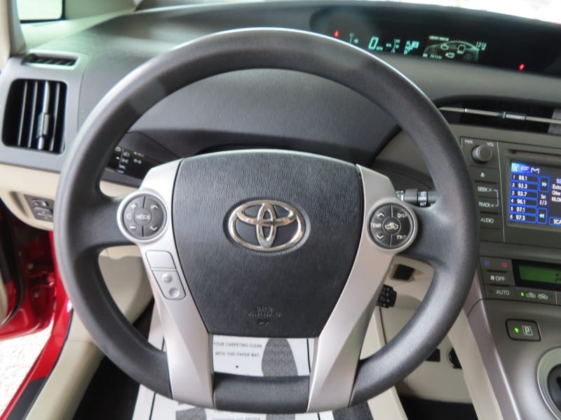 Toyota Prius 2015 price $16,995