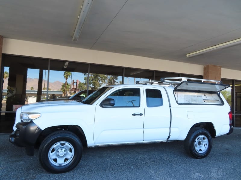 Toyota Tacoma 2018 price $18,995