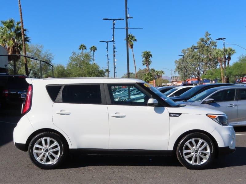 Kia Soul 2018 price $12,995