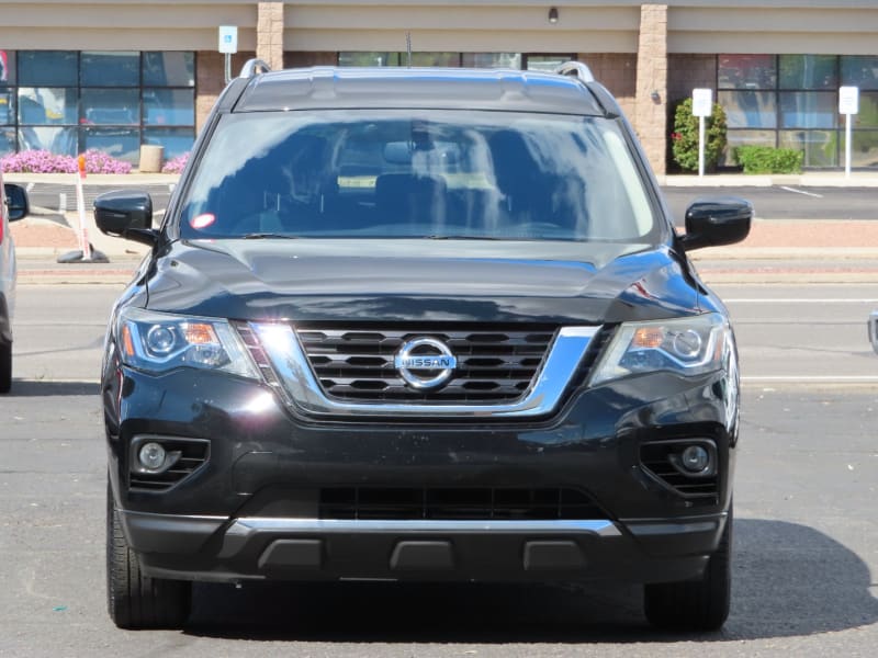 Nissan Pathfinder 2018 price $17,995