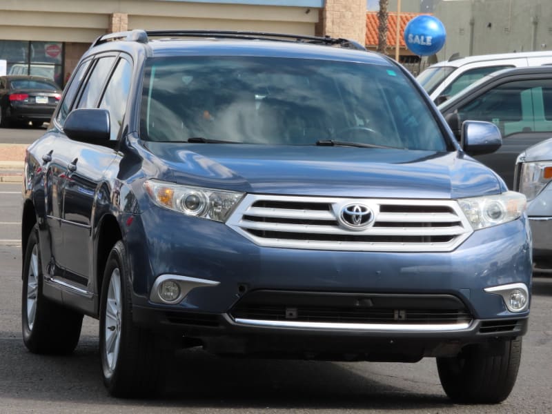 Toyota Highlander 2012 price $14,995