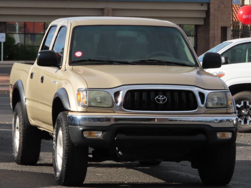 Toyota Tacoma 2002 price $12,995