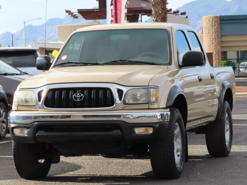 Toyota Tacoma 2002 price $12,995