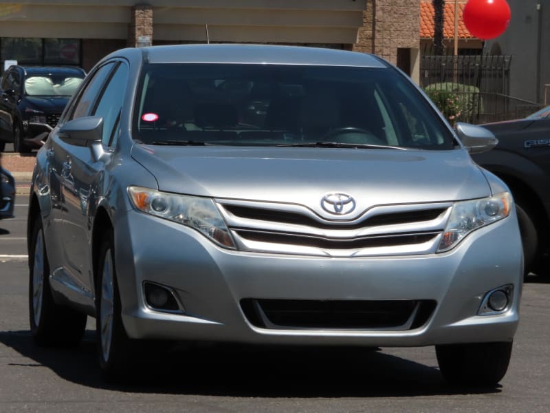 Toyota Venza 2015 price $13,995