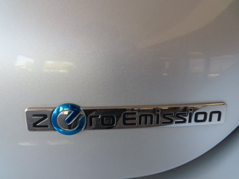 Nissan LEAF 2014 price $5,995