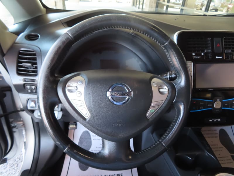 Nissan LEAF 2014 price $5,995